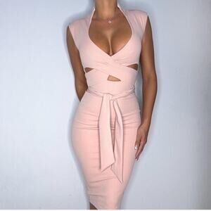 Chic backless design with crisscross